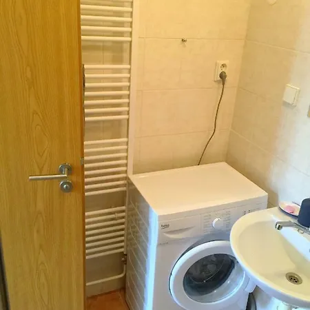 Studio Apartment *